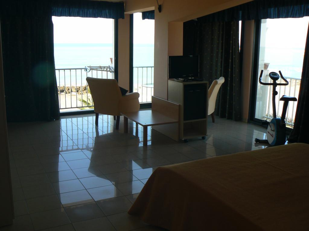 Hotel Sul Mare Al Gabbiano Скольитти Экстерьер фото