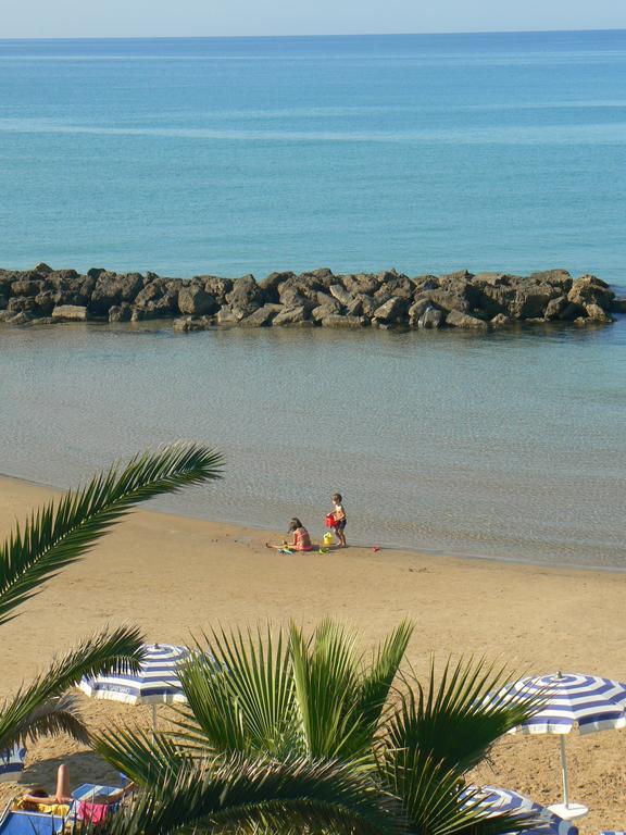 Hotel Sul Mare Al Gabbiano Скольитти Экстерьер фото